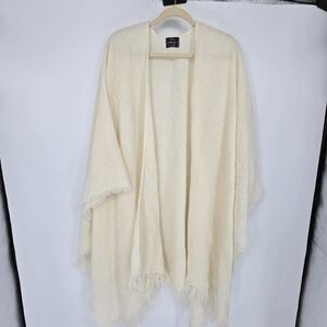Kerry Woollen Mills Lambswool Celtic Ruana Wrap - Cream